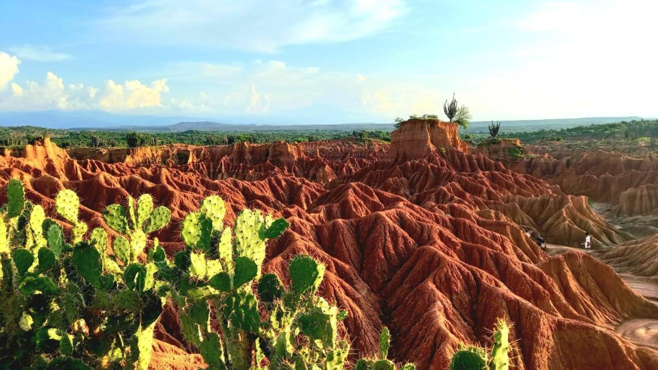 Avani Del Desierto Villavieja Exterior foto