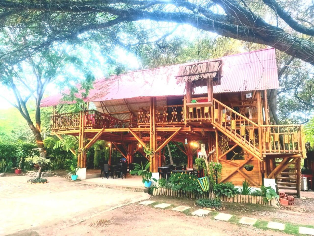 Avani Del Desierto Villavieja Exterior foto